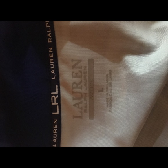 Woman’s GQ gear! - Picture 5 of 5